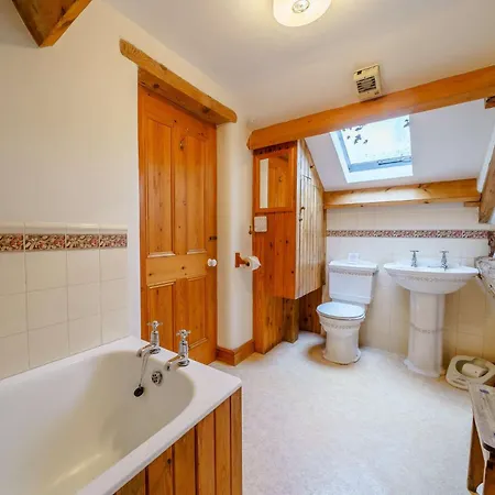 2 Bed In Sedbergh 57641 Holiday home